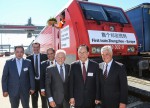 Zhengzhous Bürgermeister Ma Yi und Bahnchef Grube bei der Zeremonie in Hamburg © DB AG